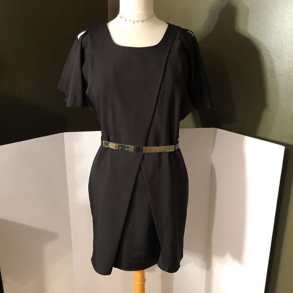 Jessica Simpson LBD Belted with Open Sleeves Sz 4 - Picture 4 of 9